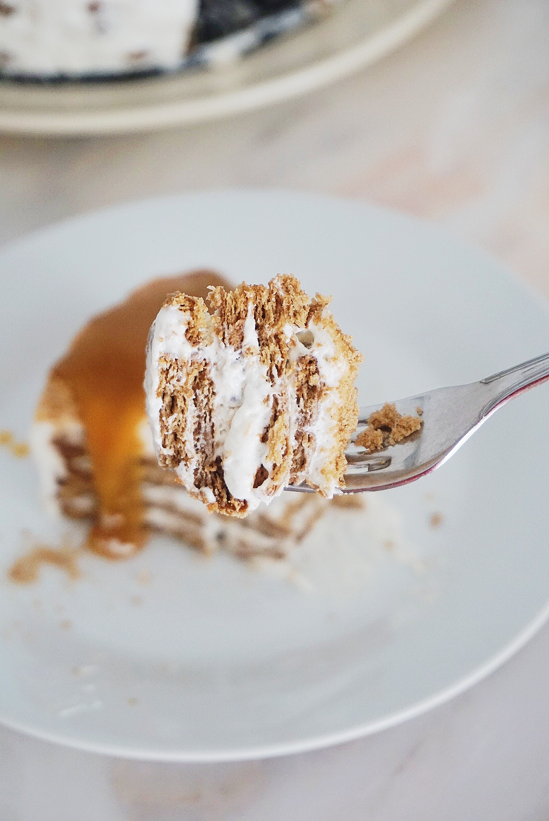 Bolo de Bolacha com Caramelo Salgado